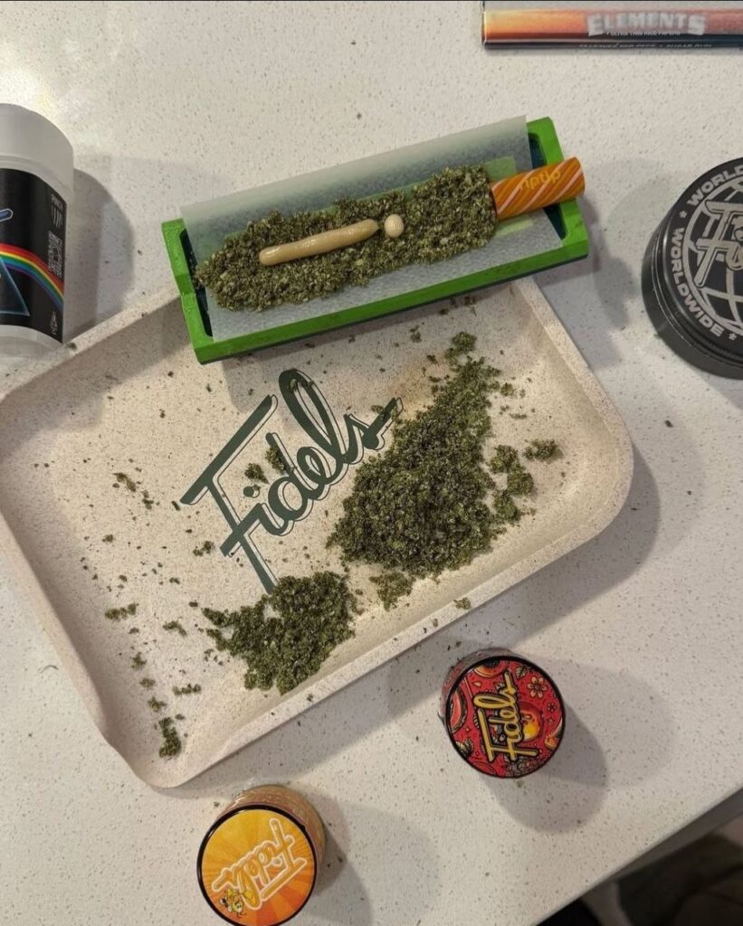 5879530729388494524 2 821x1024