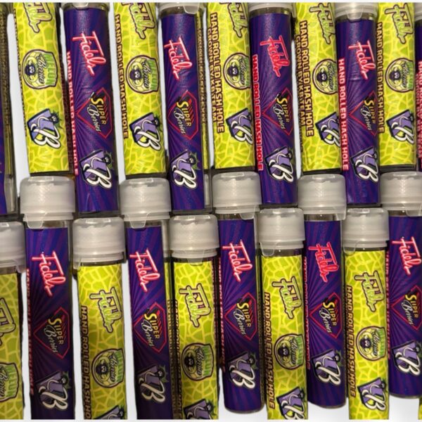 Hand-rolled Fidels x Kapow Berries hash hole pre-roll featuring 1.5g of Melon Berries THCa flower and 0.5g of cold cure KB rosin, crafted with a champelli tip for clean burn and terpene-rich flavor.